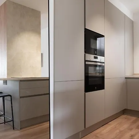 Home2book Luxury & Design Rambla Cruz Center *